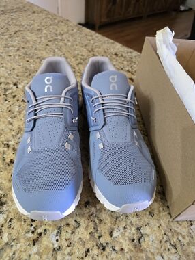 On Cloud 5 Men's Size 11.5 NWT